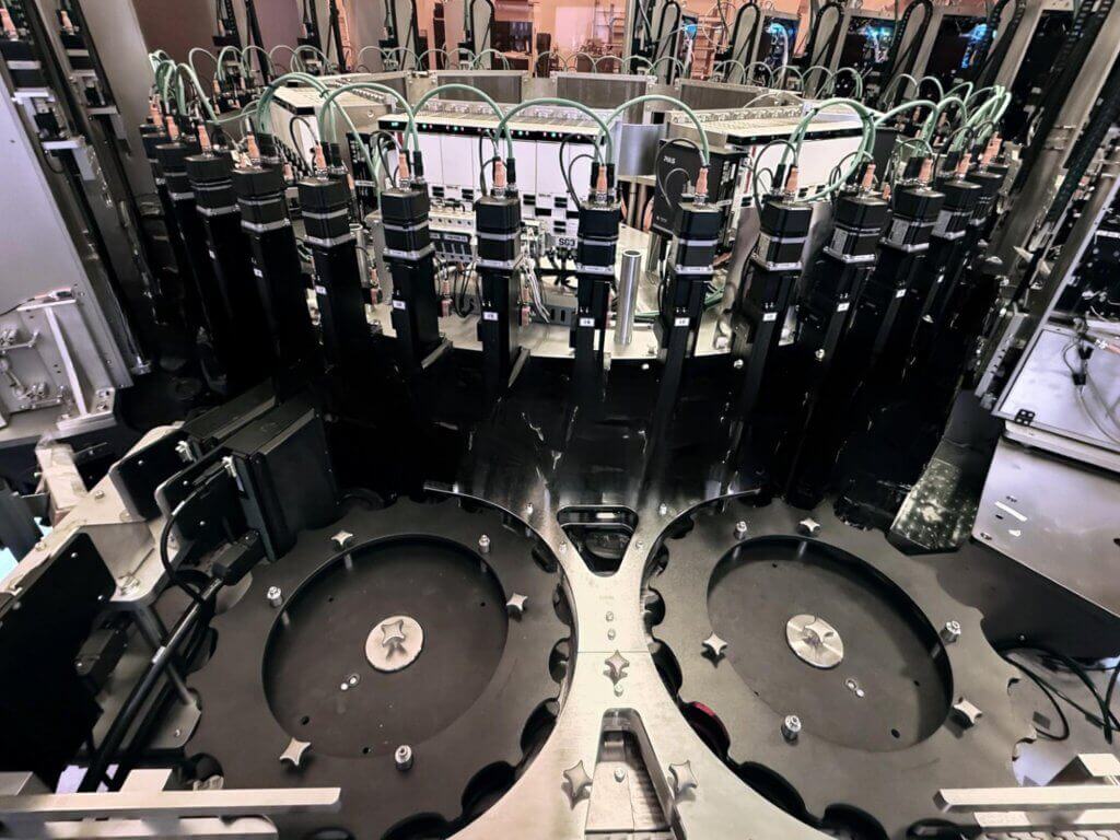 Close-up photo of the Comet rotary machine architecture